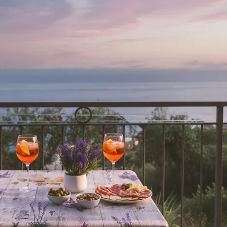 Conca Azzurra Lägenhet Costarainera