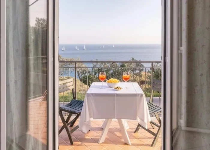 Conca Azzurra Costarainera